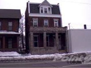 985 White St, Dubuque, IA 52001