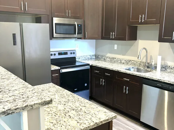 318 S Pennsylvania Ave APT 1, Greensburg, PA 15601