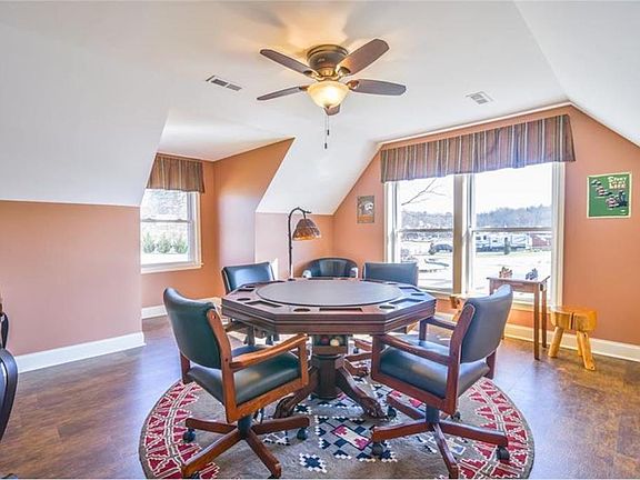 5th image of 34 Porch View Cir