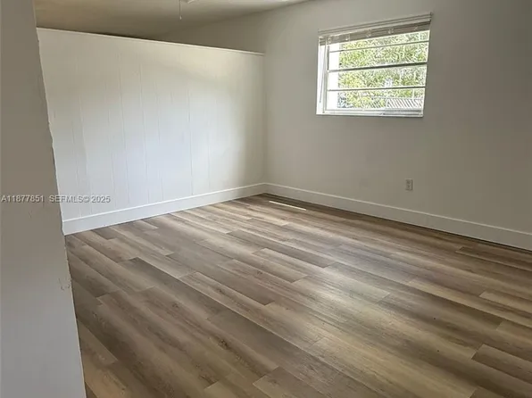 8075 SW 73rd Ave APT 13, Miami, FL 33143