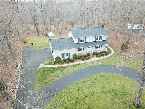 3rd image of 66 Woodwind Dr