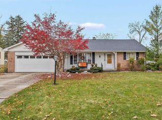 1615 Vancouver Dr, Saginaw, MI 48638