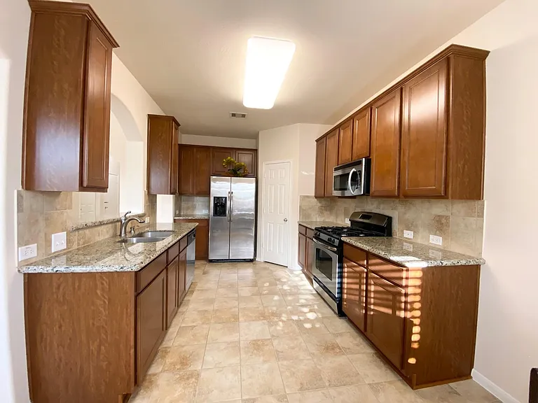 8922 Cedar Mound Ln — Photo 9