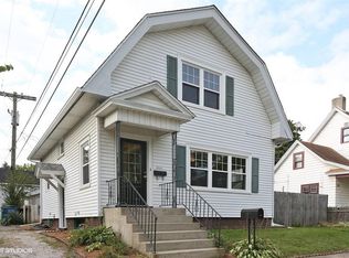 612 3rd St, La Porte, IN 46350