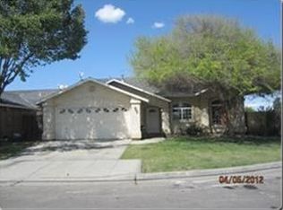 4961 E Burns Ave, Fresno, CA 93725
