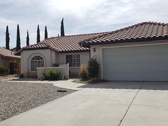 2nd image of 12444 Parkwood Pl