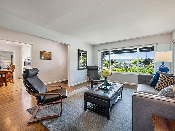 5th image of 514 Tamarack Drive