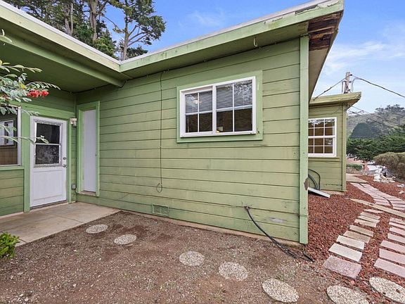 3rd image of 621 Carmel Ave