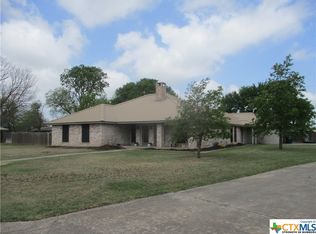 310 Evergreen St, Burnet, TX 78611