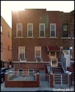 496 E 95 Street, Brooklyn, NY, 11212