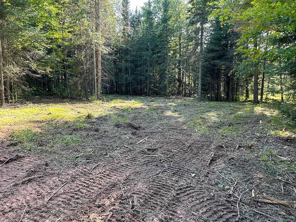 2nd image of xxxxx Meadow Tr