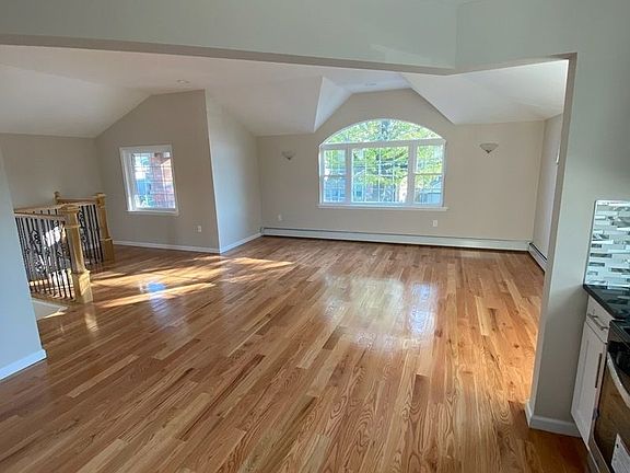 3rd image of 132-11 157th St #2