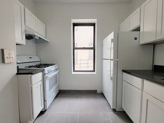 Rented by Made In NY Realty | media 9