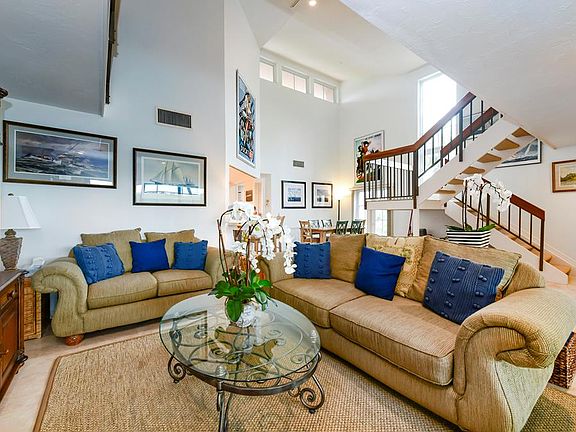 5th image of 45 Harbour Green Dr