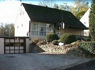 132 Prescott Dr, Pittsburgh, PA