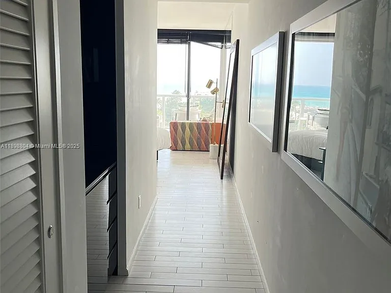 2201 Collins Ave #626 — Photo 9