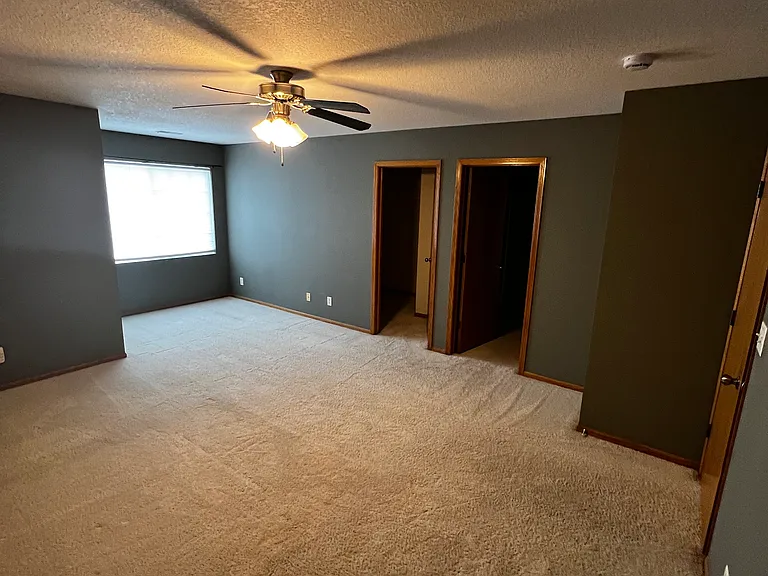 1400 S 52nd St #2 — Photo 12