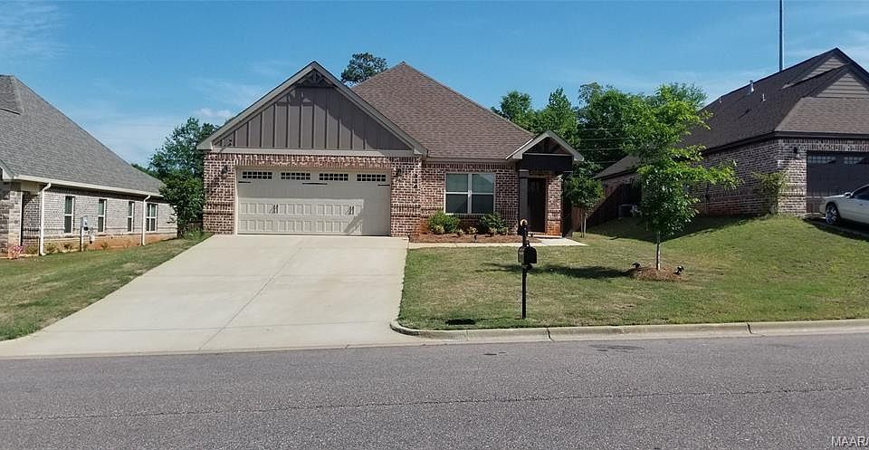 1st image of 920 Delaney Driveprattville