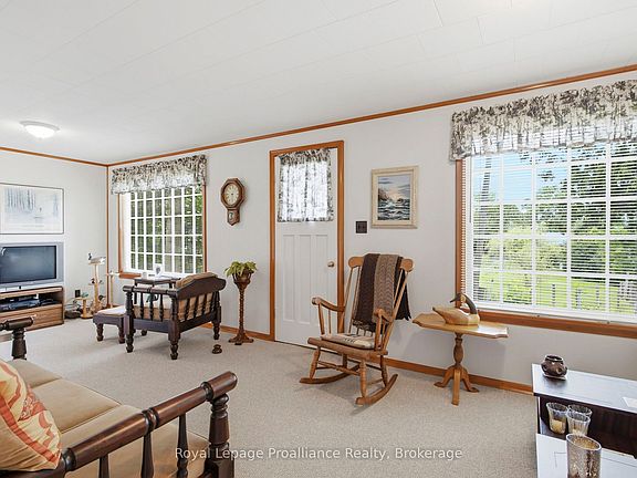 4th image of 5248 King Rd #325