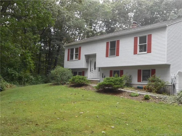 13 Abbey Court, Cheshire, CT 06410