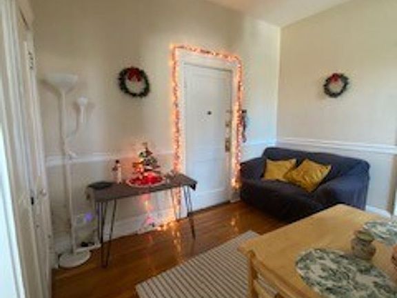 3rd image of 1197 Commonwealth Ave #A2
