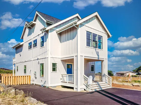 5827 NW Logan Rd, Lincoln City, OR 97367