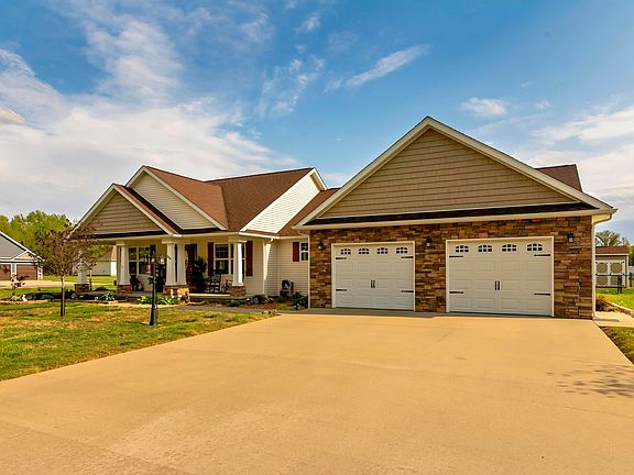 2nd image of 304 Eric Dr