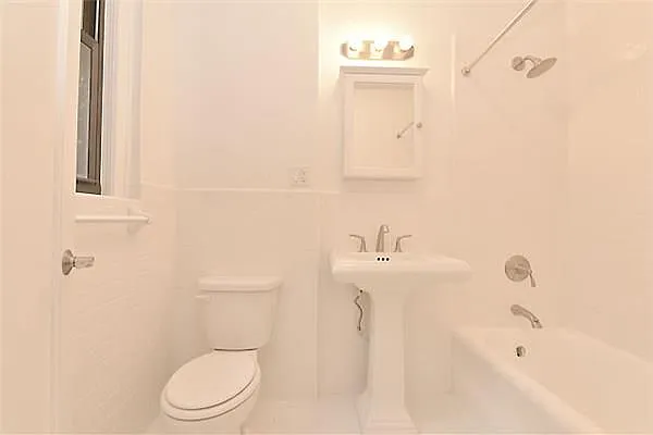 Rented by Argo Residential | media 4