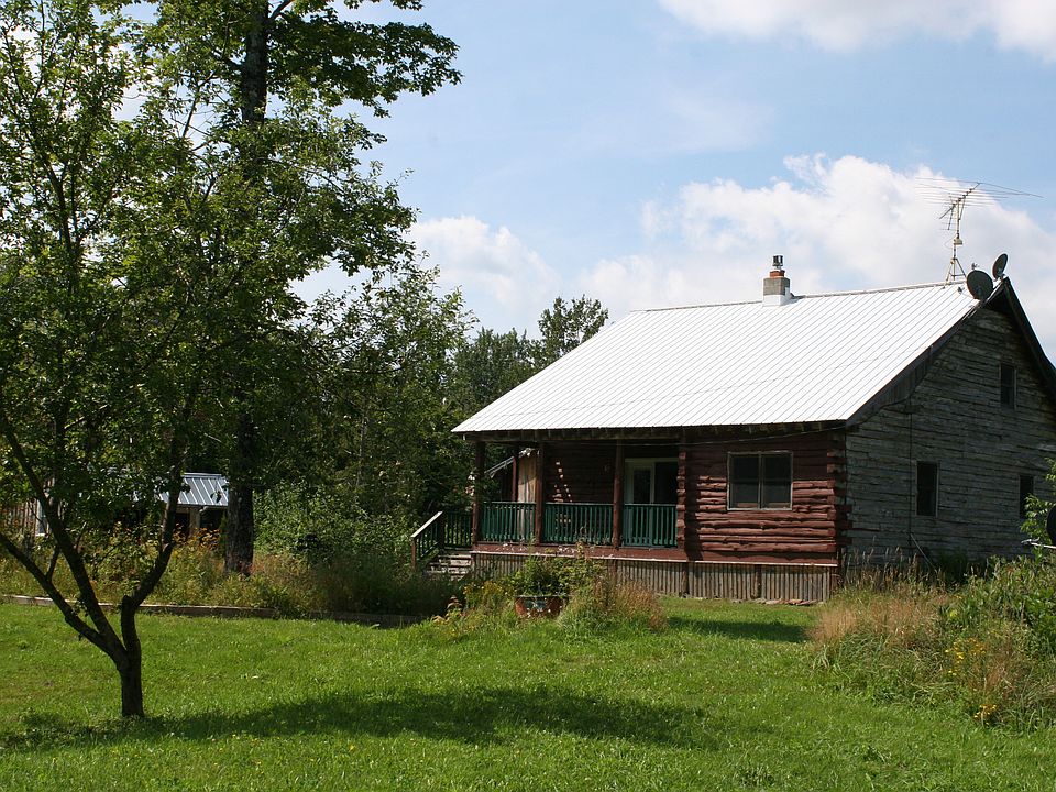 2nd image of 1011 Hartwell Pond Rd