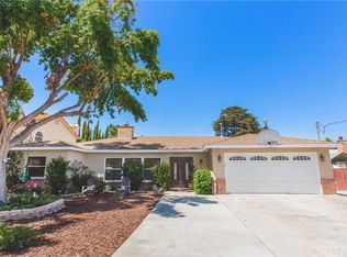 20641 Cantara St, Winnetka, CA 91306