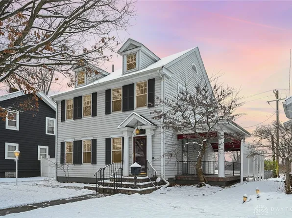 22 Kenwood Dr, Middletown, OH 45042