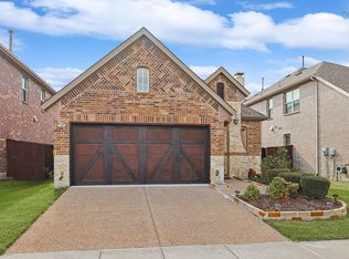 316 Highwood Trl, Lewisville, TX 75056