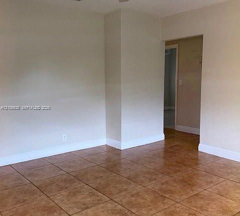4th image of 5701 SW 27th St #1