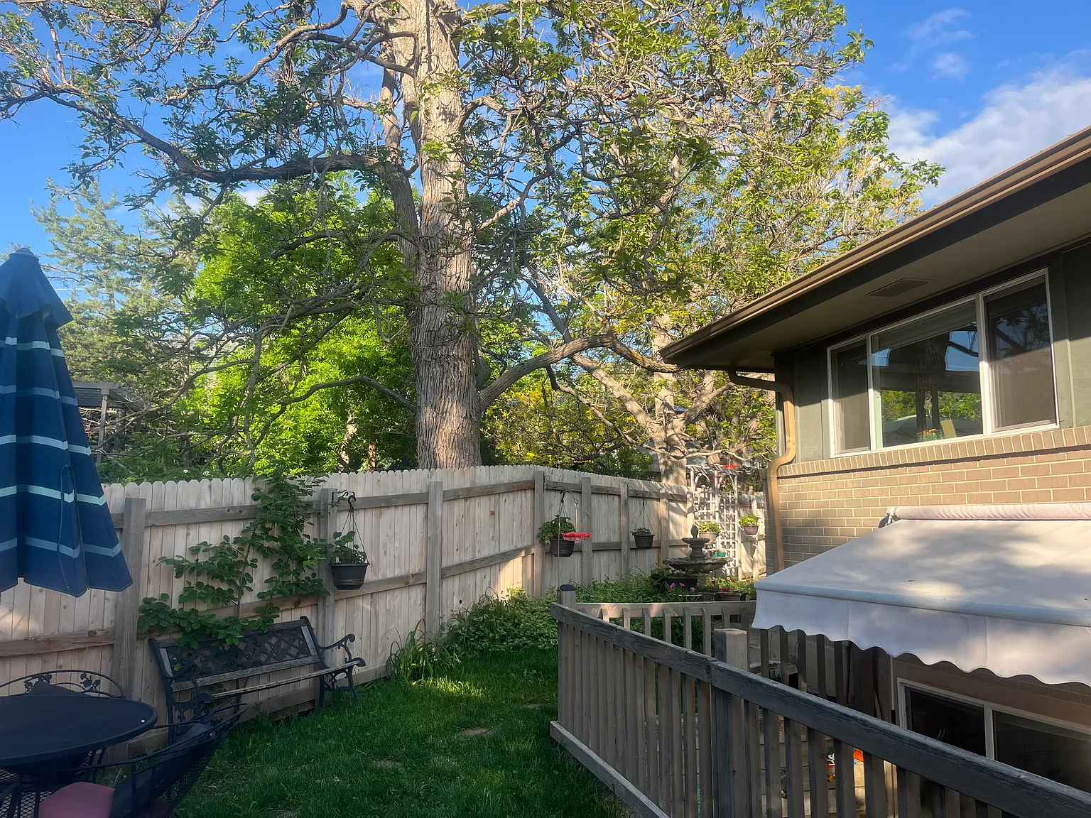 2240 Hillsdale Cir — Photo 4