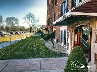 8302 S Justine St, Chicago, IL 60620