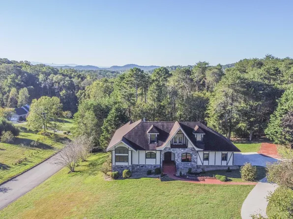 135 Bluffton Rd, Friendsville, TN 37737