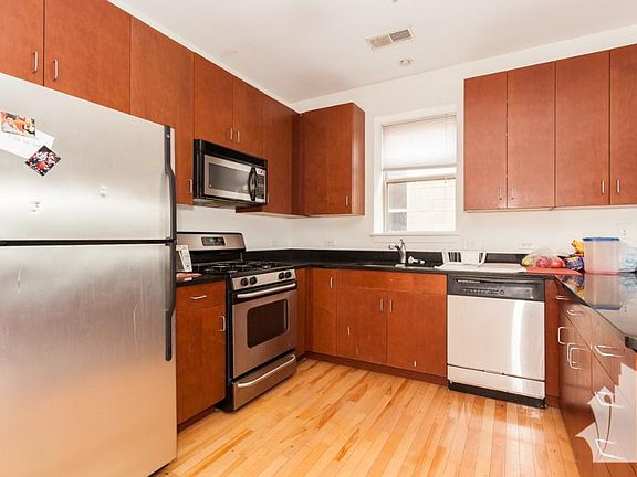 2nd image of 1136 W 13th St #301AA