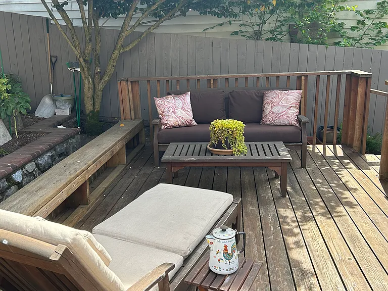 3838 Evanston Ave N — Photo 5