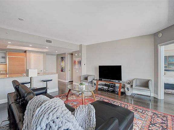 4th image of 222 Karen Ave Unit 2205