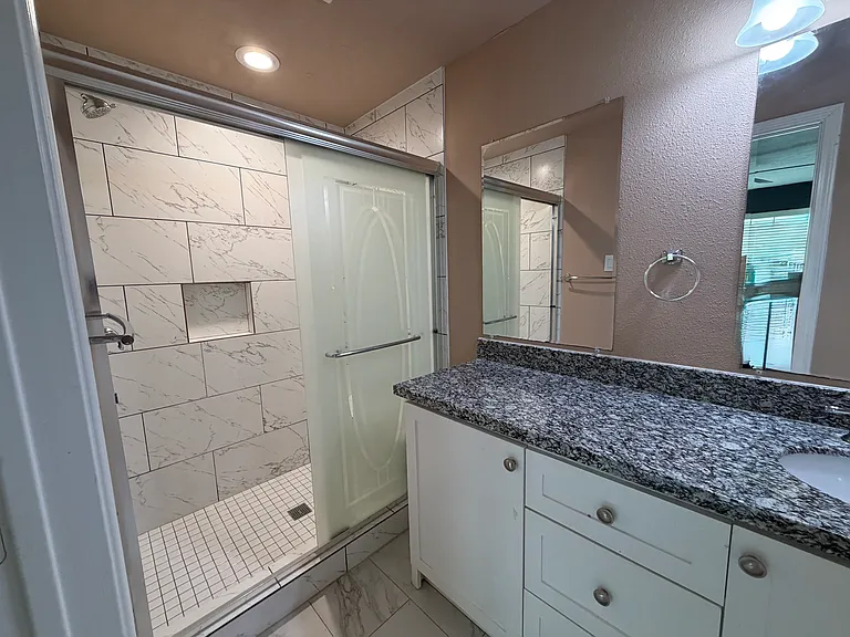 3422 Bacon St — Photo 6