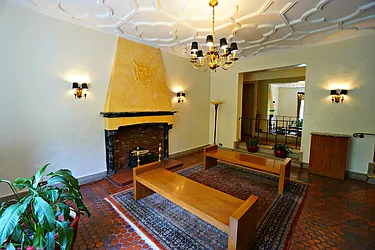 Sold by Anna Pinto Realty