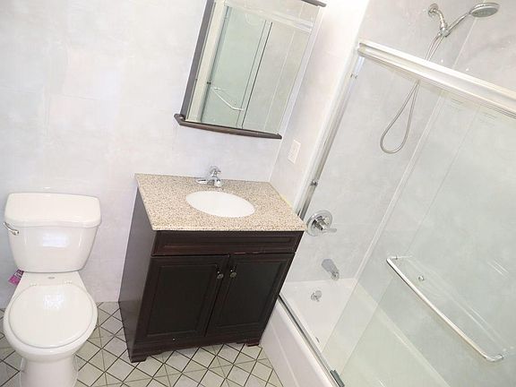 4th image of 90-34 171st St #2E