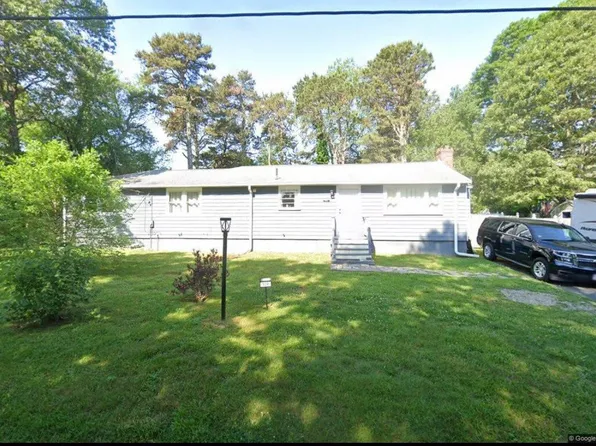 109 Blueberry Lane, Marstons Mills, MA 02648