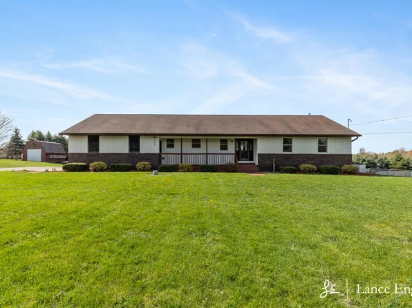 786 Thirteen Mile Rd NE, Sparta, MI 49345