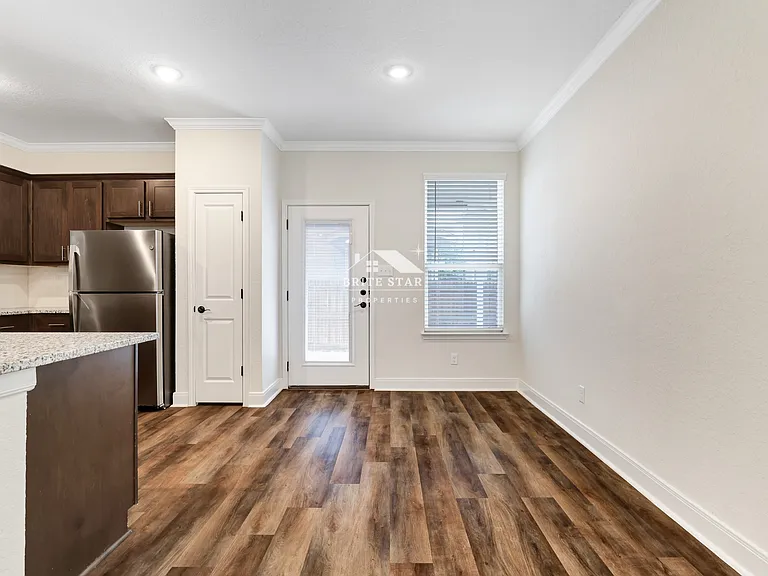 10311 Candlewood Way #101 — Photo 7