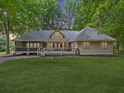 606 Surrey Dr, Huddleston, VA, 24104