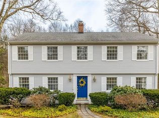 13 Stevens St, Avon, CT 06001