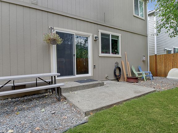 5th image of 7713 181st St E
