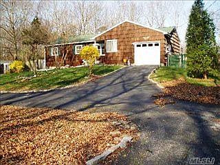 1st image of 506 Boxwood Dr