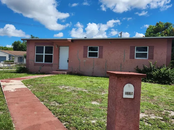 1335 Lee Street, Delray Beach, FL 33444